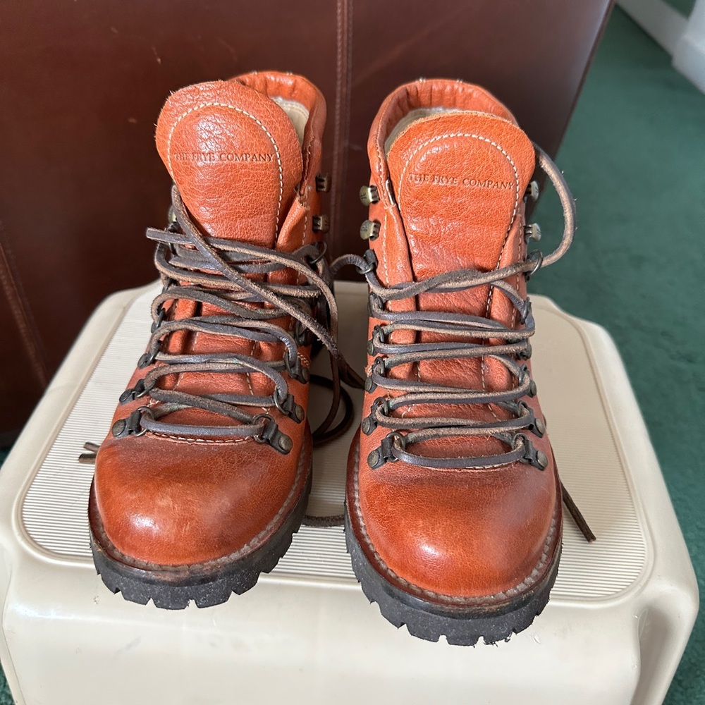Womens Frye Archie Tan/Brown Leather Hiking Boots 7B